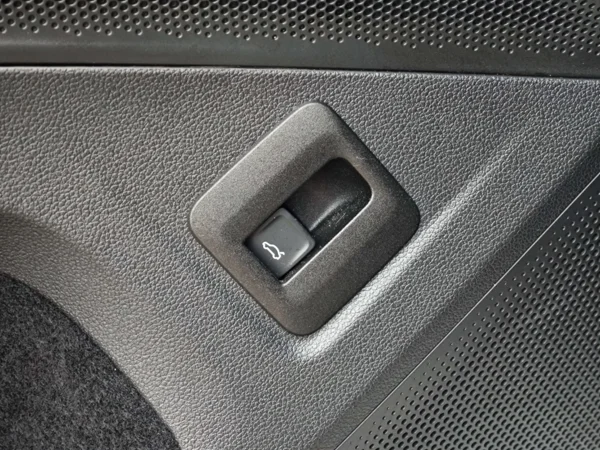 Volkswagen Tiguan DSG 2,0 TDI 110kW 33