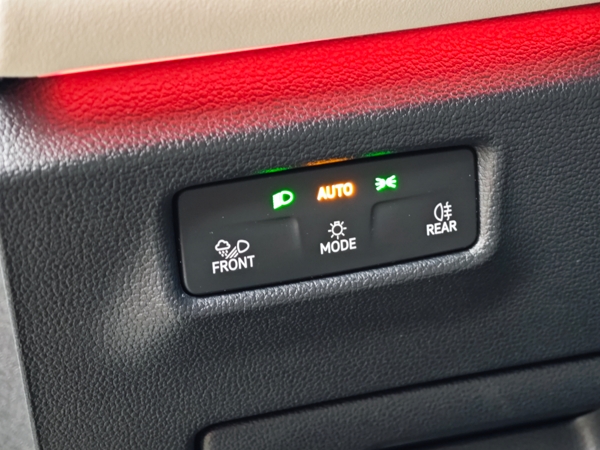 Volkswagen Tiguan Elegance DSG 2,0 TDI 110kW 32