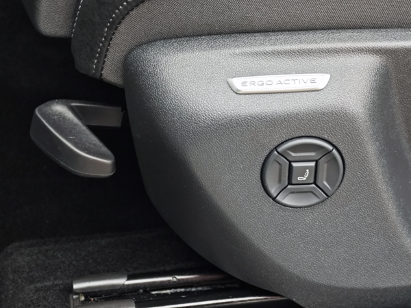 Volkswagen Tiguan Elegance DSG 2,0 TDI 110kW 35