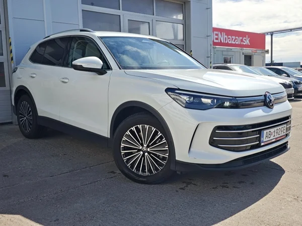 Volkswagen Tiguan Elegance DSG 2,0 TDI 110kW 5