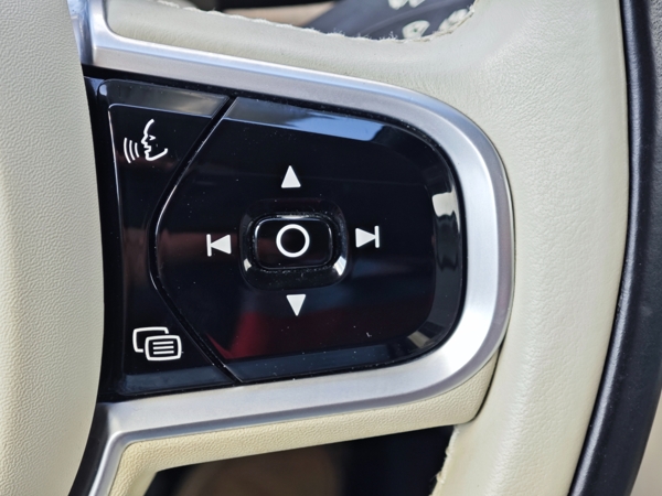 Volvo V90 CC PRO Polestar Engineered AWD D4 140kW 32