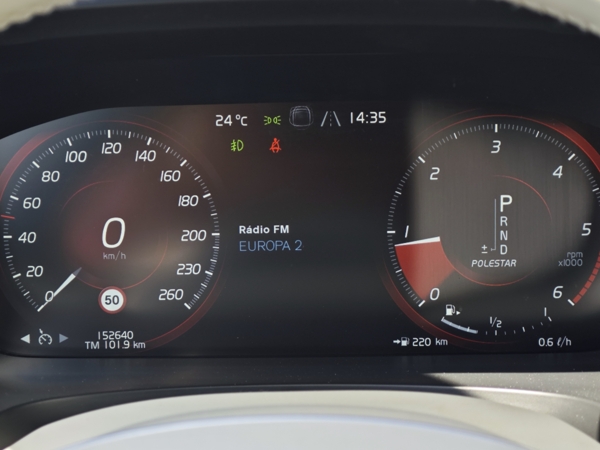 Volvo V90 Cross Country PRO Polestar Engineered AWD D4  140kW 14