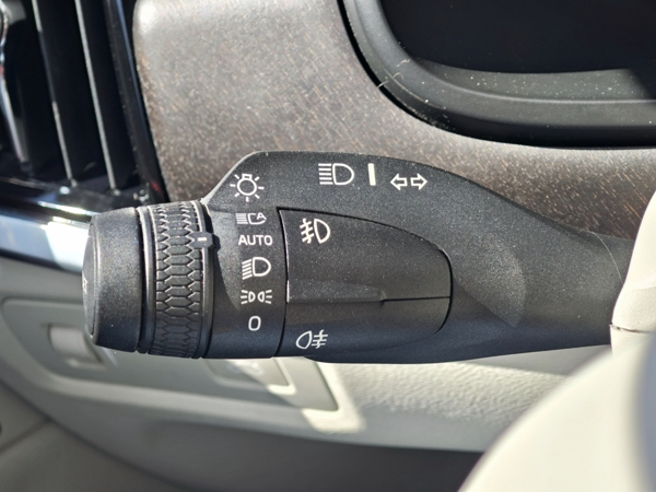 Volvo V90 Cross Country PRO Polestar Engineered AWD D4  140kW 29