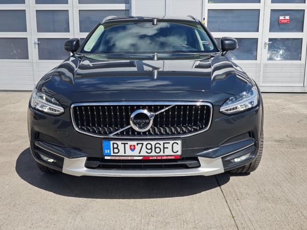Volvo V90 Cross Country PRO Polestar Engineered AWD D4  140kW 4