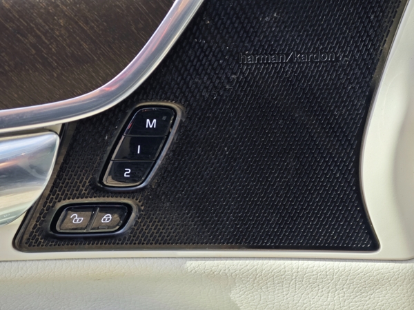 Volvo V90 Cross Country PRO Polestar Engineered AWD D4  140kW 36