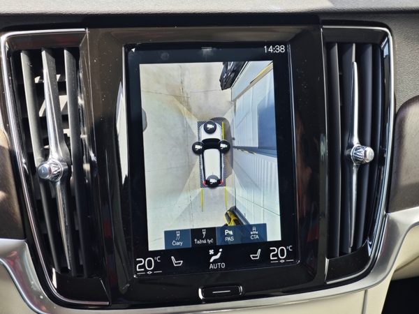 Volvo V90 Cross Country PRO Polestar Engineered AWD D4  140kW 18