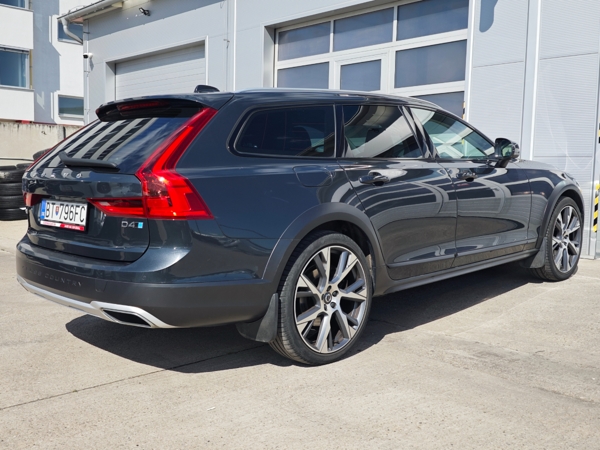 Volvo V90 Cross Country PRO Polestar Engineered AWD D4  140kW 2