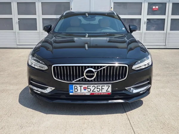 Volvo V90 D5 INSCRIPTION AWD A/T 2.0 173kW 4