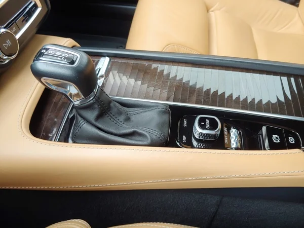 Volvo V90 D5 INSCRIPTION AWD A/T 2.0 173kW 23