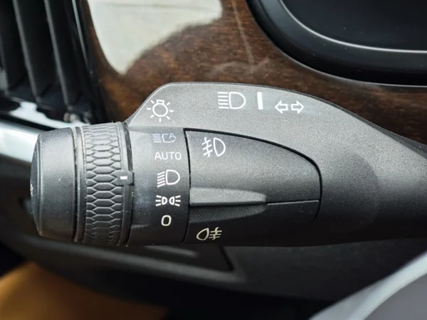 Volvo V90 D5 INSCRIPTION AWD A/T 2.0 173kW 26