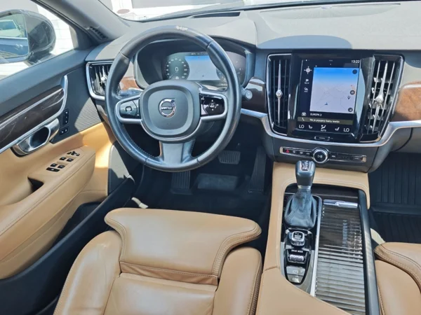 Volvo V90 D5 INSCRIPTION AWD A/T 2.0 173kW 3