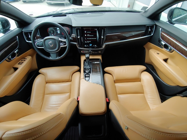 Volvo V90 D5 INSCRIPTION AWD A/T 2.0 173kW 4