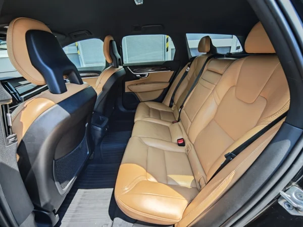 Volvo V90 D5 INSCRIPTION AWD A/T 2.0 173kW 13