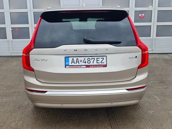 Volvo XC90 PLUS BRIGHT AWD B5 D 173kW 6
