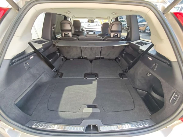 Volvo XC90 PLUS BRIGHT AWD B5 D 173kW 40