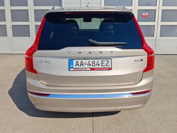 Volvo XC90 PLUS BRIGHT AWD B5 D 173kW 6