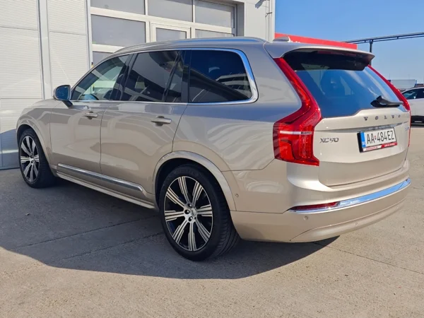 Volvo XC90 PLUS BRIGHT AWD B5 D 173kW 7