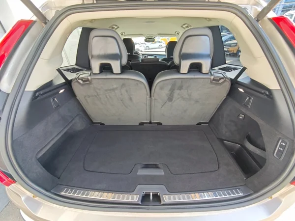 Volvo XC90 PLUS BRIGHT AWD B5 D 173kW 40