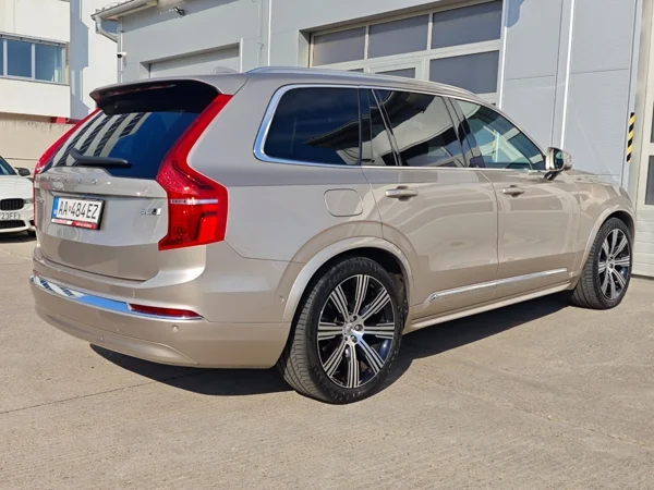 Volvo XC90 PLUS BRIGHT AWD B5 D 173kW 2