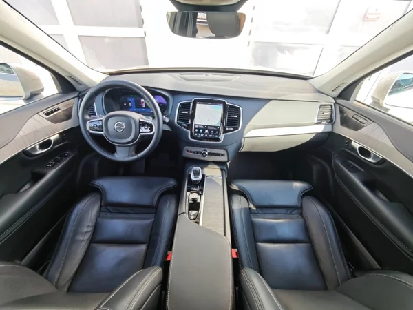 Volvo XC90 PLUS BRIGHT AWD B5 D 173kW 16